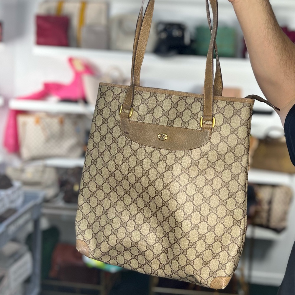 Gucci Zip Tote